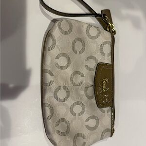 Coach Ashley Dotted Op Art Large Wristlet - Vintage Y2K